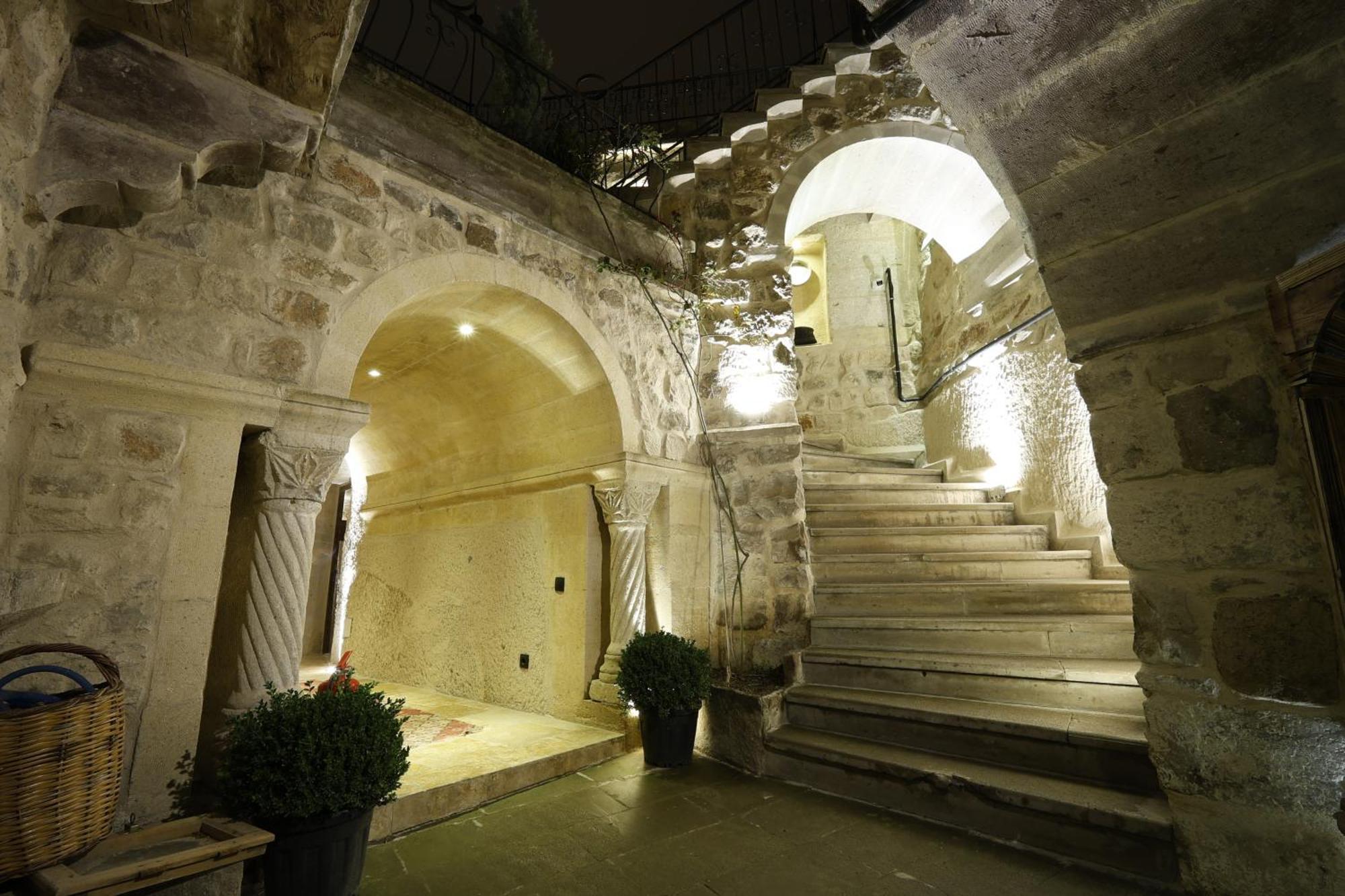 Ages In Cappadocia Hotel Üçhisar Buitenkant foto